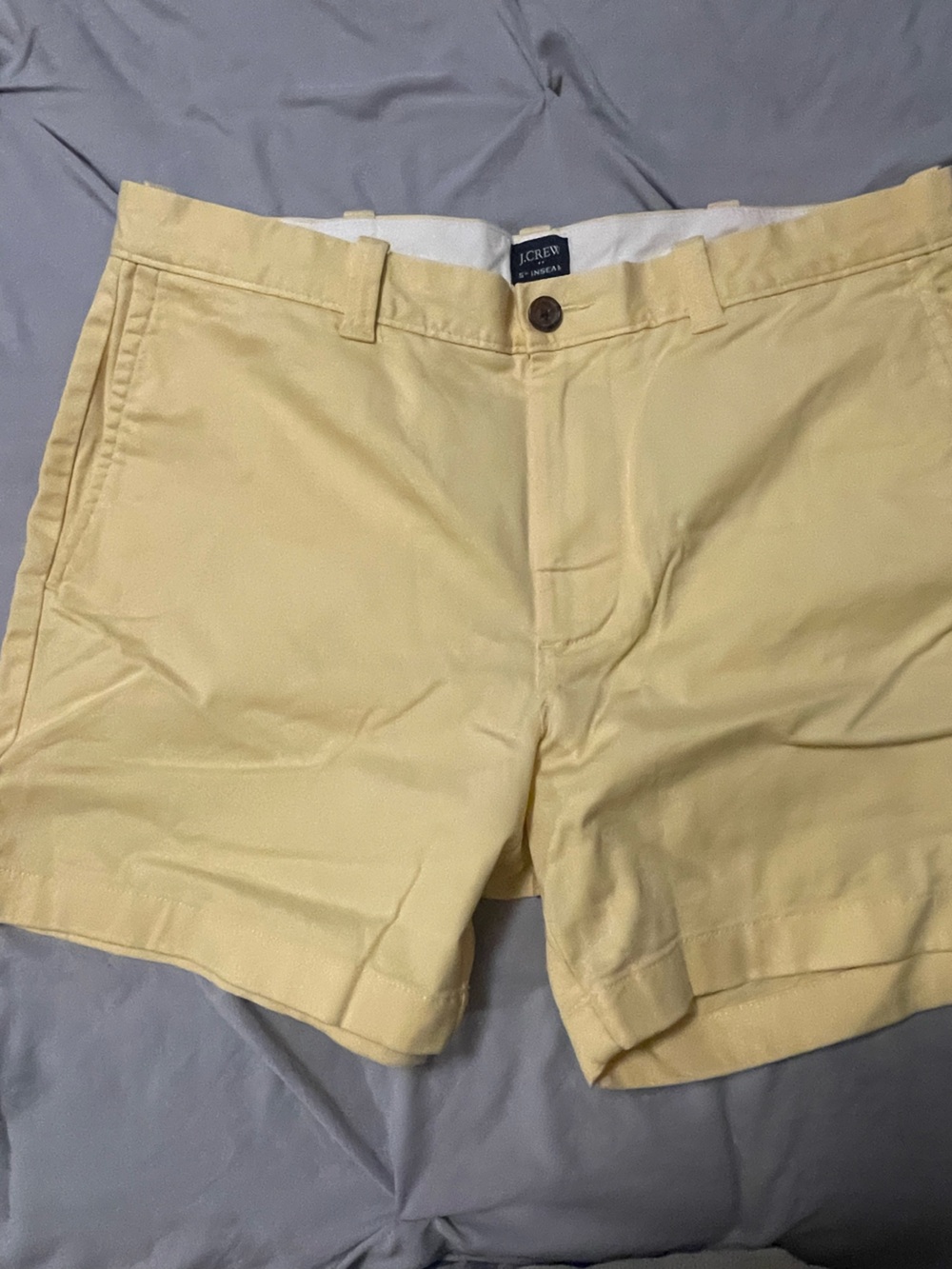 J. Crew Men’s Pale Yellow Flat Front Chino Shorts